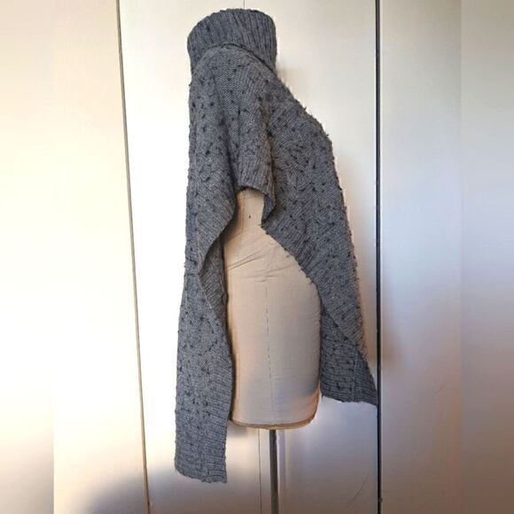 Long Tall Sally S Bobble Cable Knit Button Side Turtleneck Poncho - Picture 12 of 13